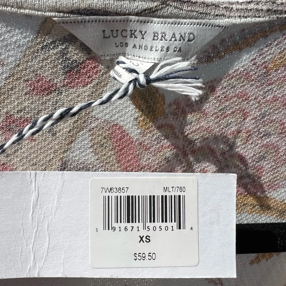 Lucky Brand Women’s Floral Flutter Sleeve Wrap Top Size Small - Picture 6 of 8